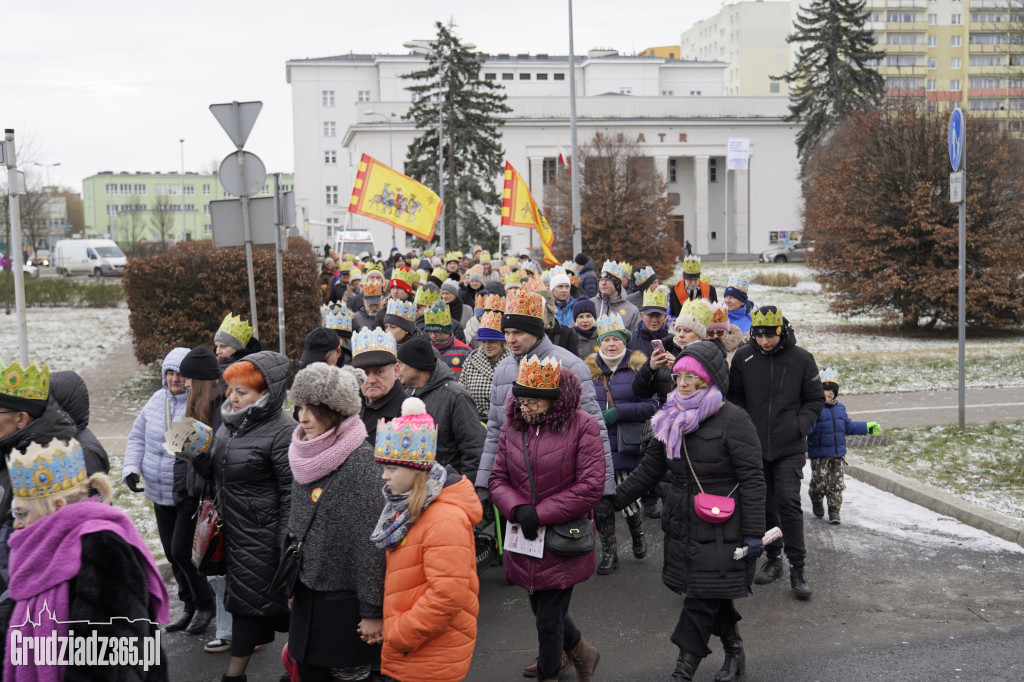 Ulicami Grudziądza po raz dziesiąty przemaszerował Orszak Trzech Króli