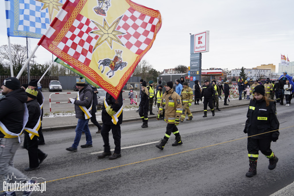 Ulicami Grudziądza po raz dziesiąty przemaszerował Orszak Trzech Króli