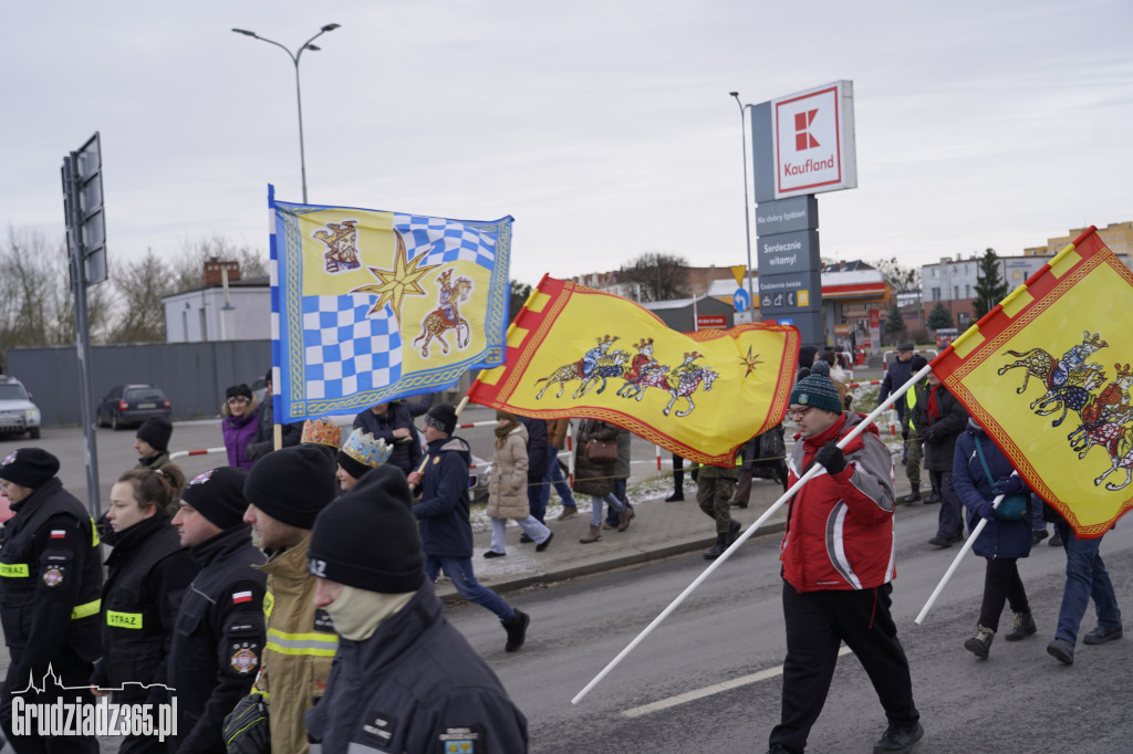 Ulicami Grudziądza po raz dziesiąty przemaszerował Orszak Trzech Króli