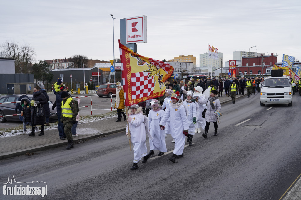 Ulicami Grudziądza po raz dziesiąty przemaszerował Orszak Trzech Króli