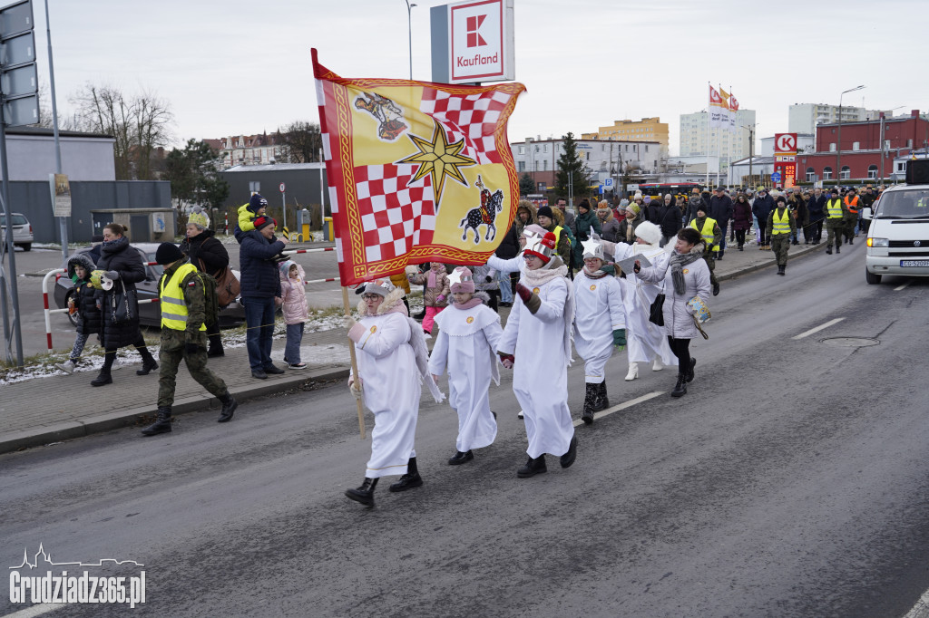 Ulicami Grudziądza po raz dziesiąty przemaszerował Orszak Trzech Króli