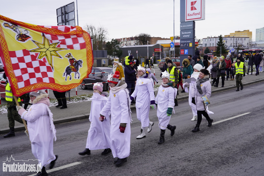 Ulicami Grudziądza po raz dziesiąty przemaszerował Orszak Trzech Króli