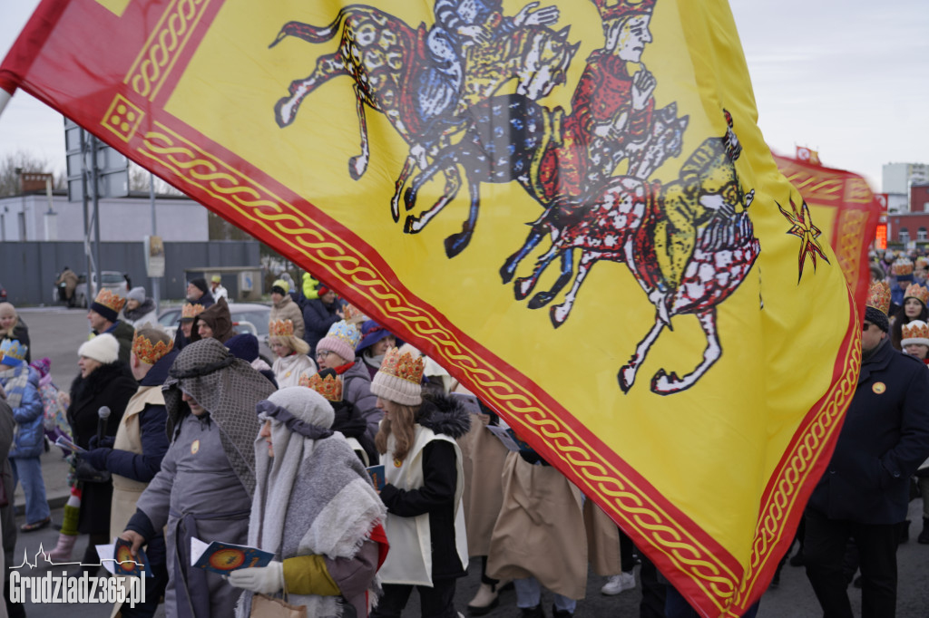 Ulicami Grudziądza po raz dziesiąty przemaszerował Orszak Trzech Króli