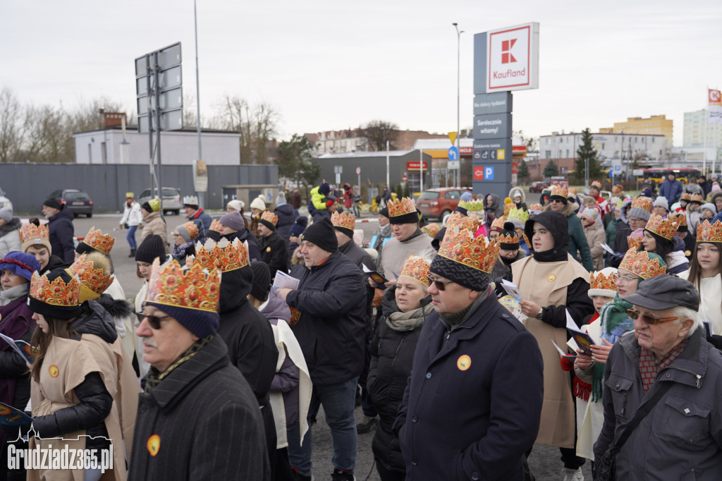 Ulicami Grudziądza po raz dziesiąty przemaszerował Orszak Trzech Króli