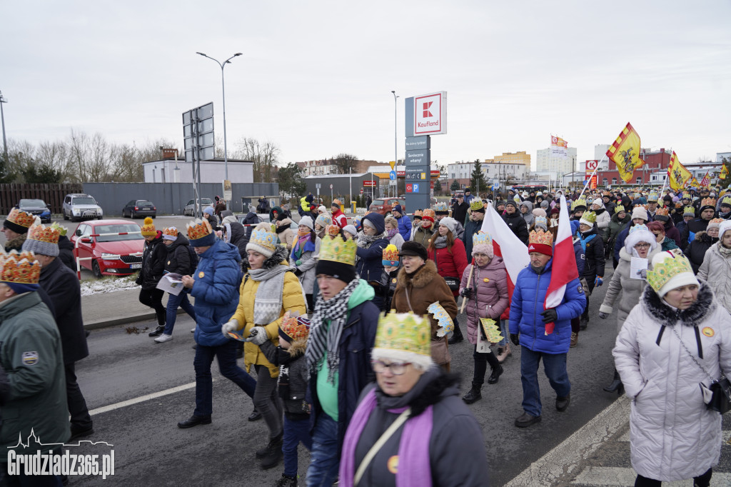 Ulicami Grudziądza po raz dziesiąty przemaszerował Orszak Trzech Króli