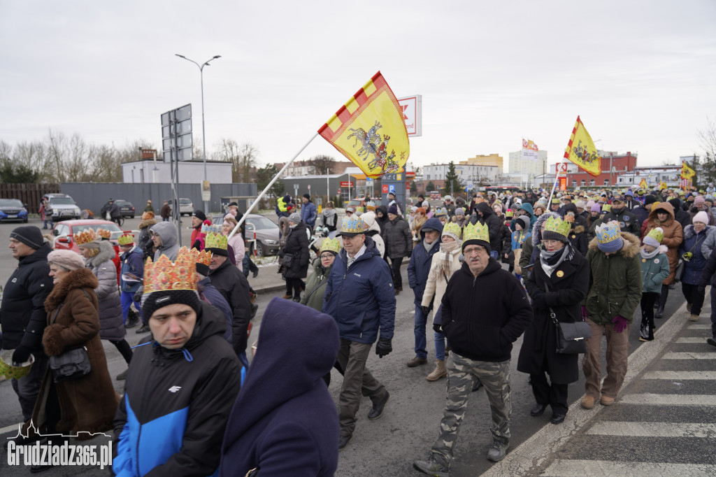 Ulicami Grudziądza po raz dziesiąty przemaszerował Orszak Trzech Króli