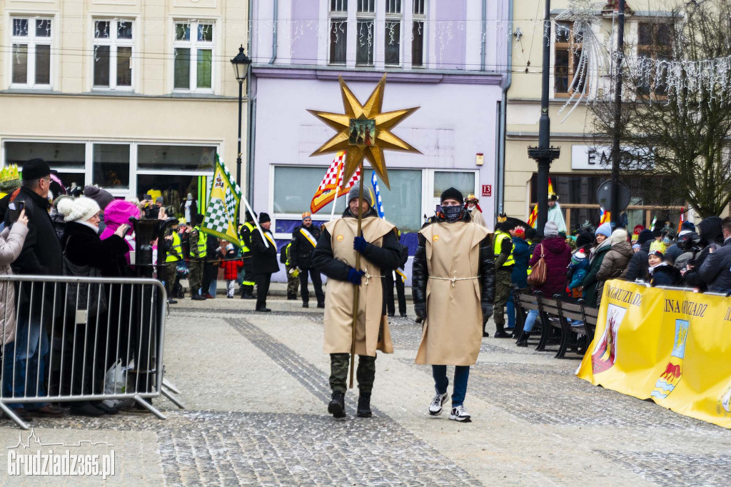 Ulicami Grudziądza po raz dziesiąty przemaszerował Orszak Trzech Króli