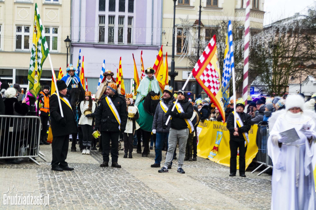 Ulicami Grudziądza po raz dziesiąty przemaszerował Orszak Trzech Króli