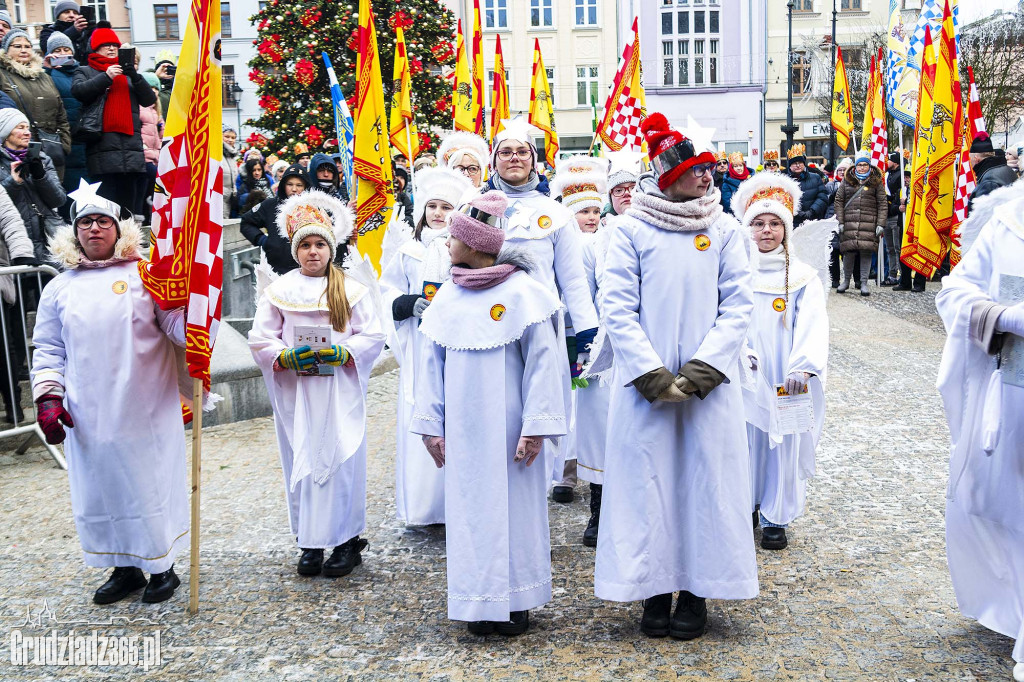 Ulicami Grudziądza po raz dziesiąty przemaszerował Orszak Trzech Króli
