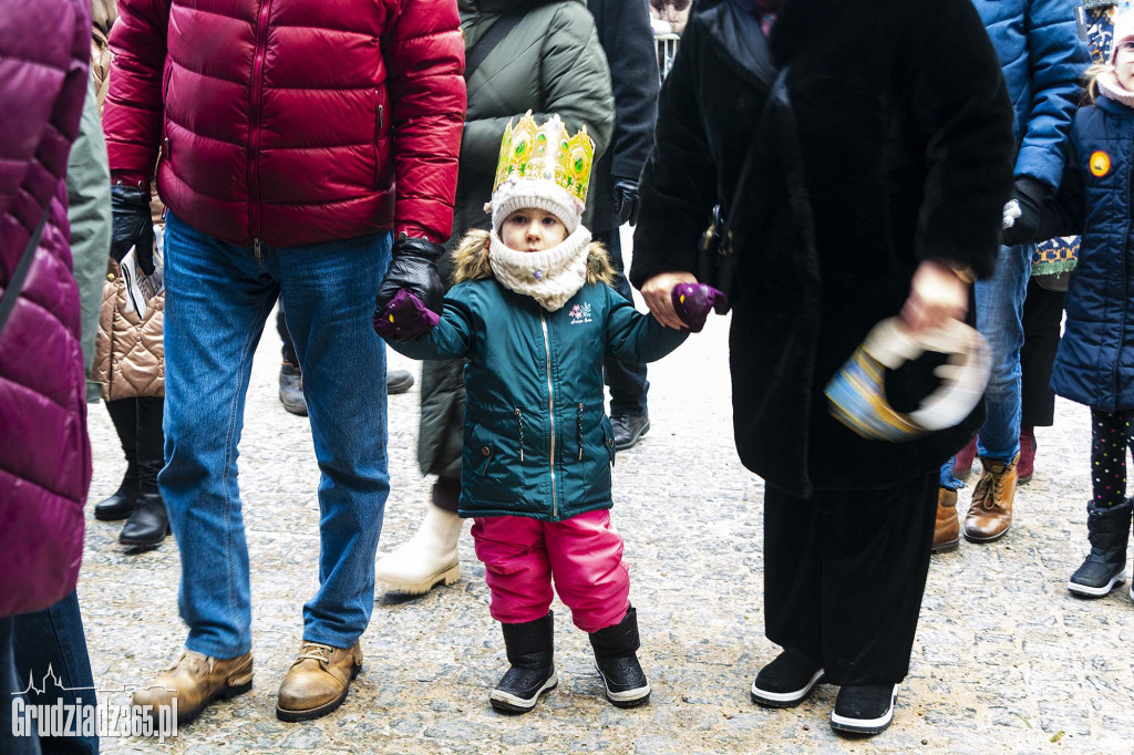 Ulicami Grudziądza po raz dziesiąty przemaszerował Orszak Trzech Króli