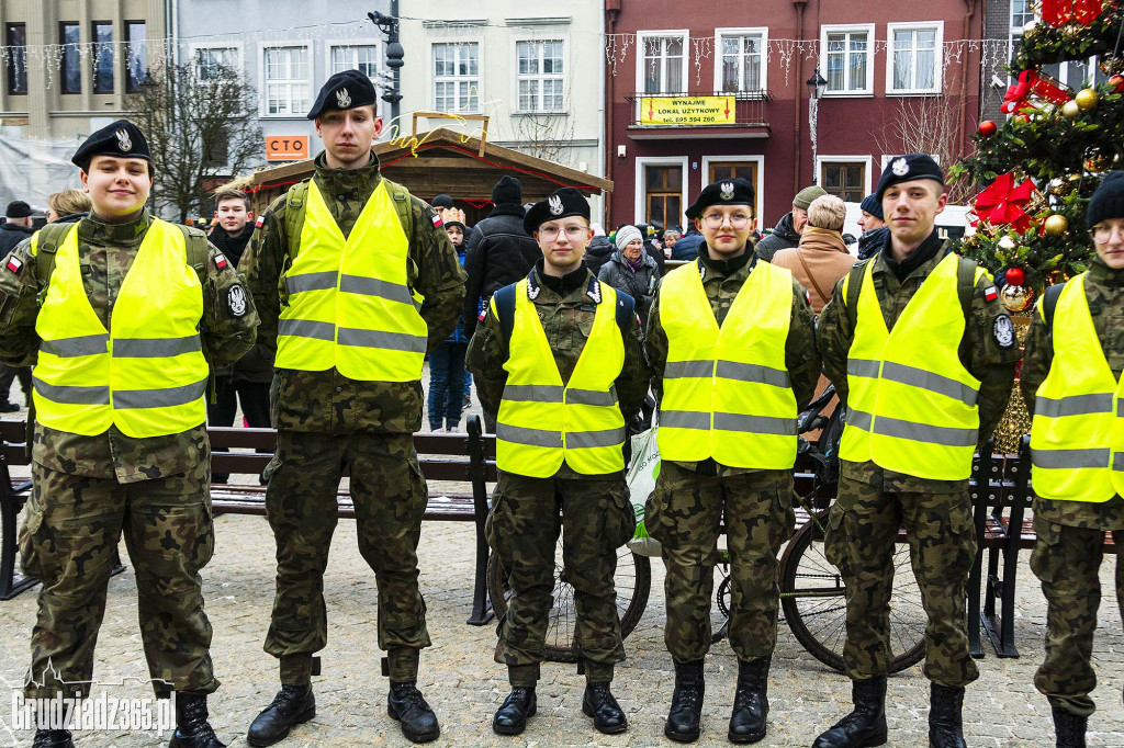 Ulicami Grudziądza po raz dziesiąty przemaszerował Orszak Trzech Króli