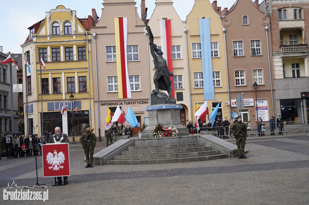 104. rocznica powrotu Grudziądza do Polski. Uroczystości na Rynku