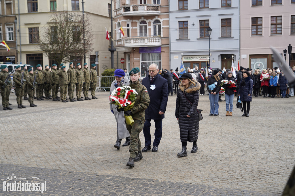 104. rocznica powrotu Grudziądza do Polski. Uroczystości na Rynku