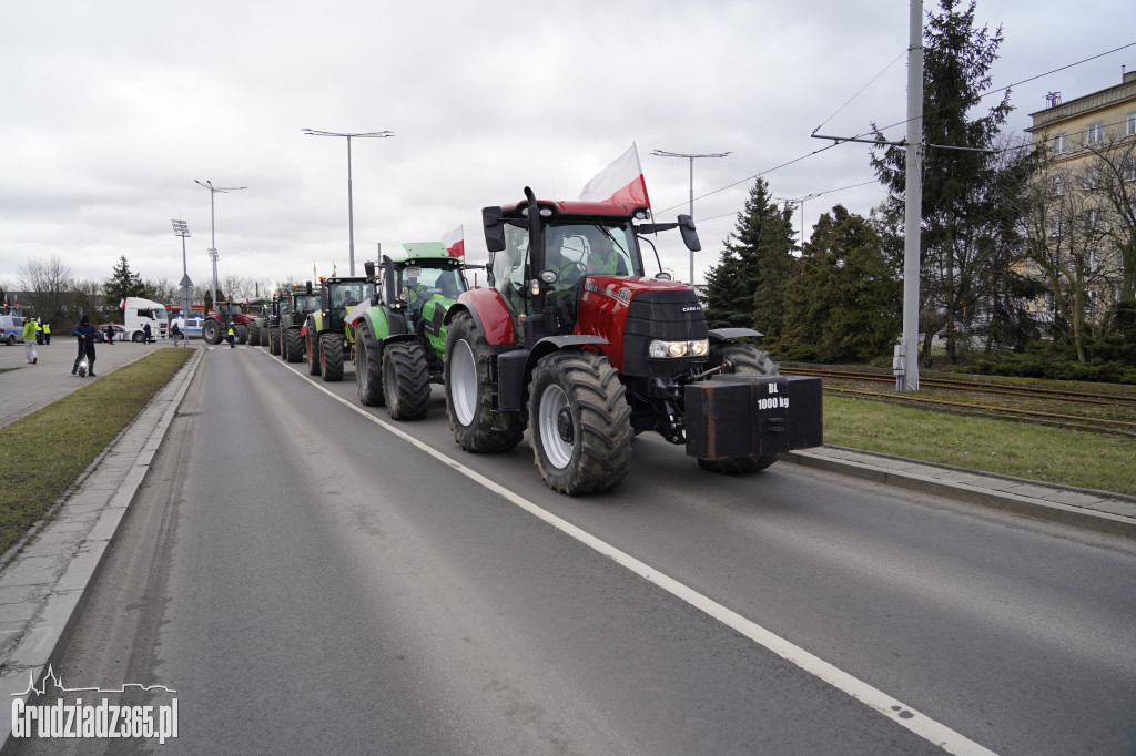 Protest rolników w Grudziądzu, utrudnienia w centrum miasta