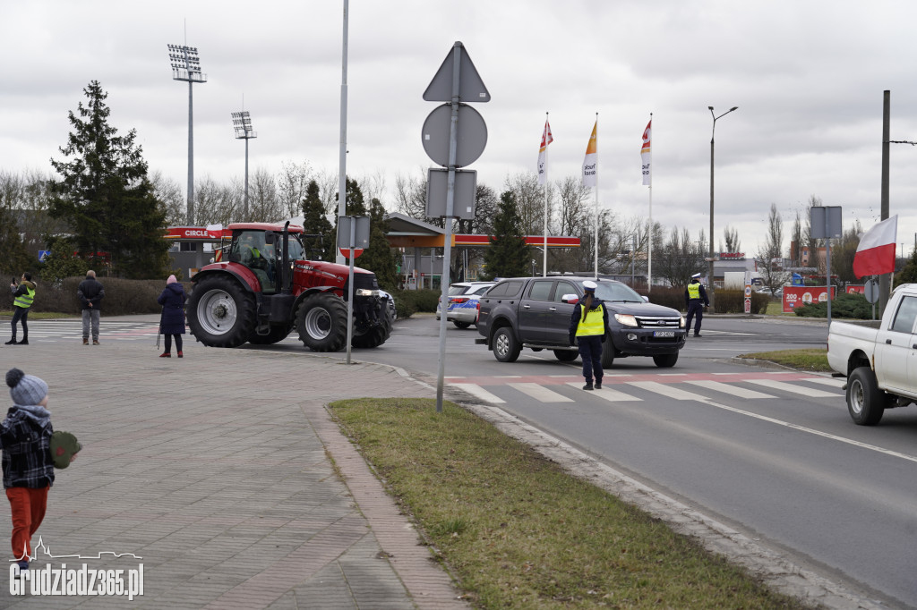Protest rolników w Grudziądzu, utrudnienia w centrum miasta