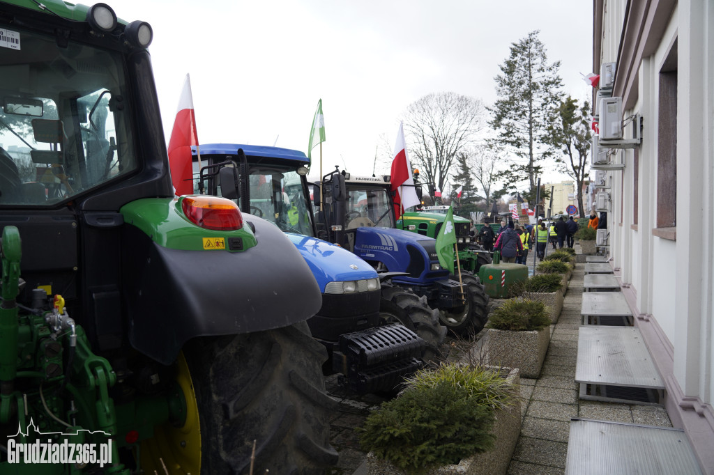Protest rolników w Grudziądzu, utrudnienia w centrum miasta
