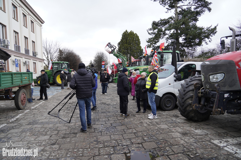 Protest rolników w Grudziądzu, utrudnienia w centrum miasta