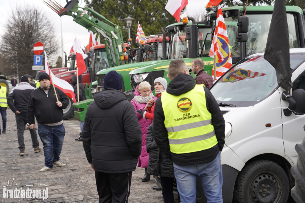 Protest rolników w Grudziądzu, utrudnienia w centrum miasta