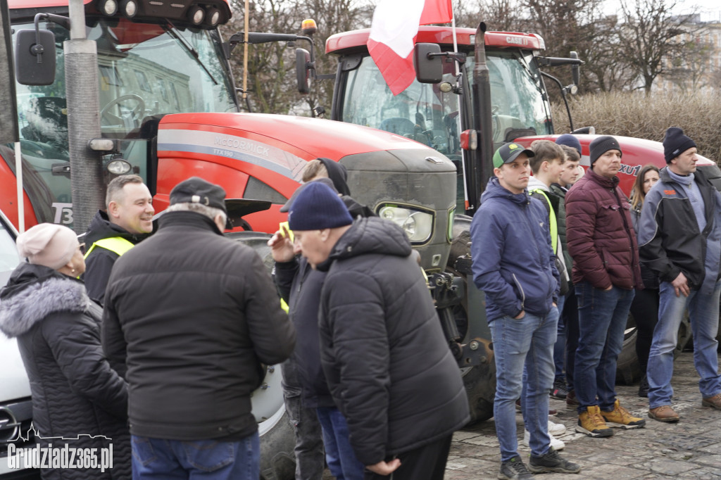 Protest rolników w Grudziądzu, utrudnienia w centrum miasta