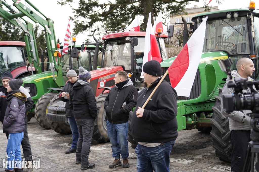 Protest rolników w Grudziądzu, utrudnienia w centrum miasta