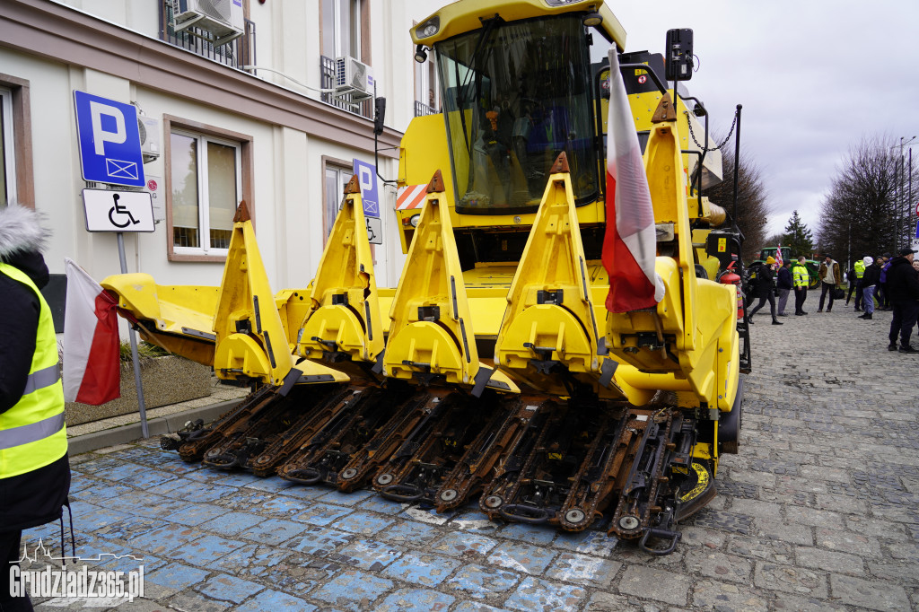 Protest rolników w Grudziądzu, utrudnienia w centrum miasta