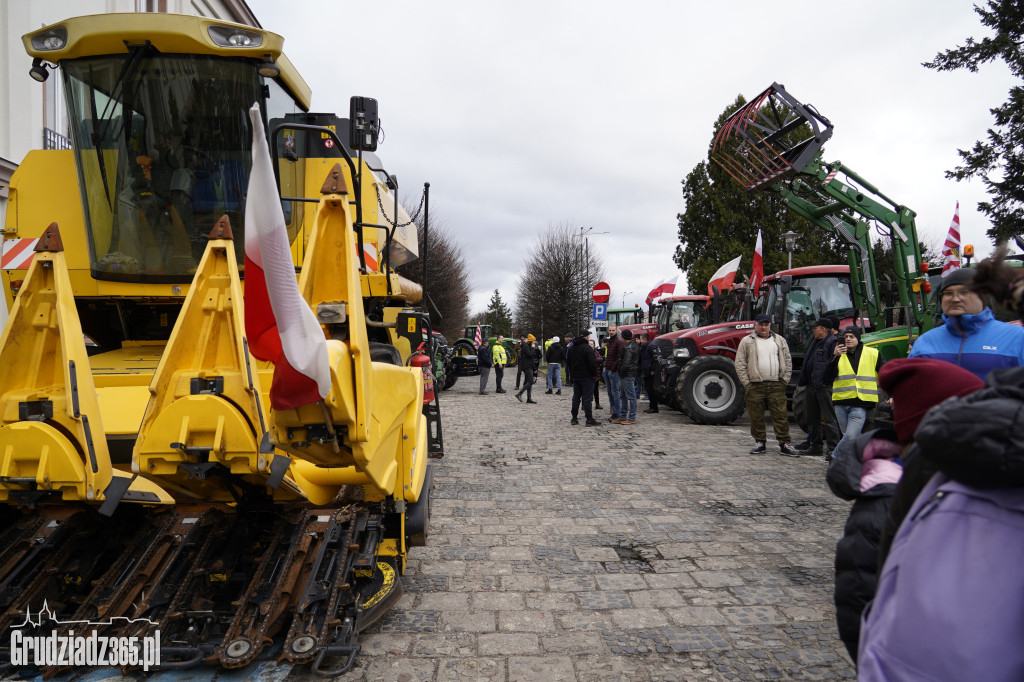 Protest rolników w Grudziądzu, utrudnienia w centrum miasta