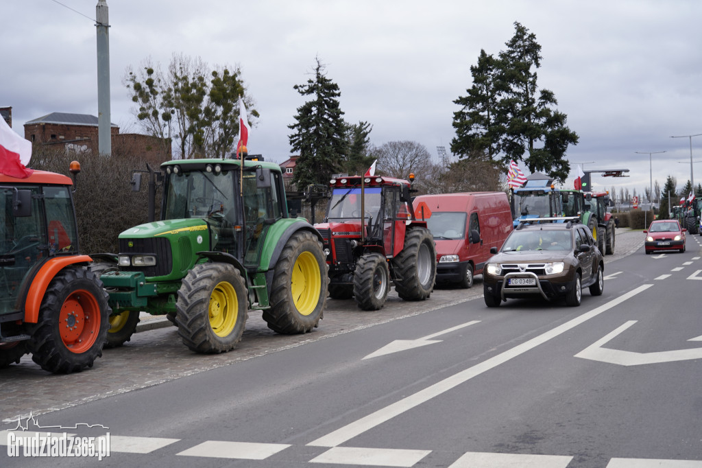 Protest rolników w Grudziądzu, utrudnienia w centrum miasta