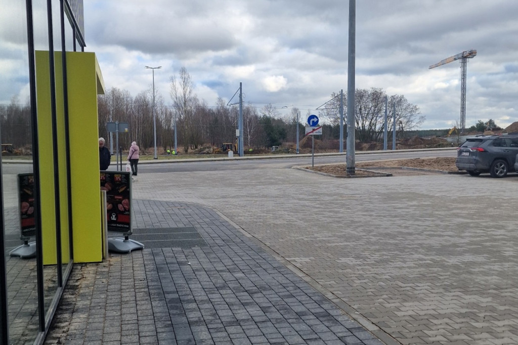 Organizacja ruchu przy Biedronce na Rządzu w Grudziądzu