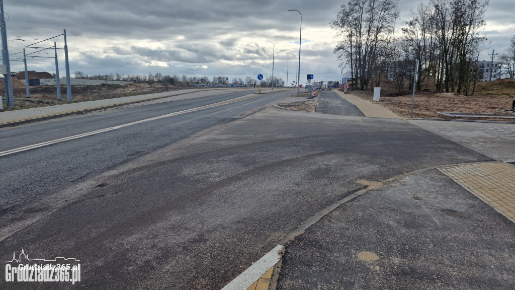 Organizacja ruchu przy Biedronce na Rządzu w Grudziądzu