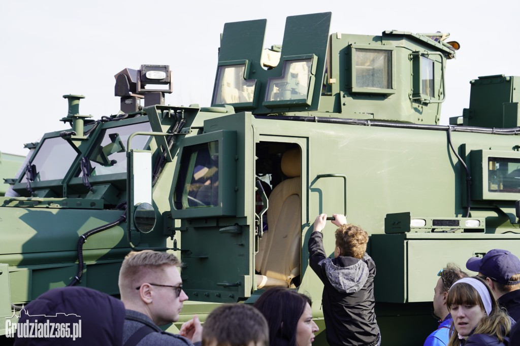 Prezentacja sprzętu wojskowego NATO w Grudziądzu
