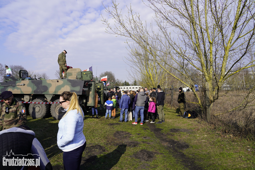 Prezentacja sprzętu wojskowego NATO w Grudziądzu