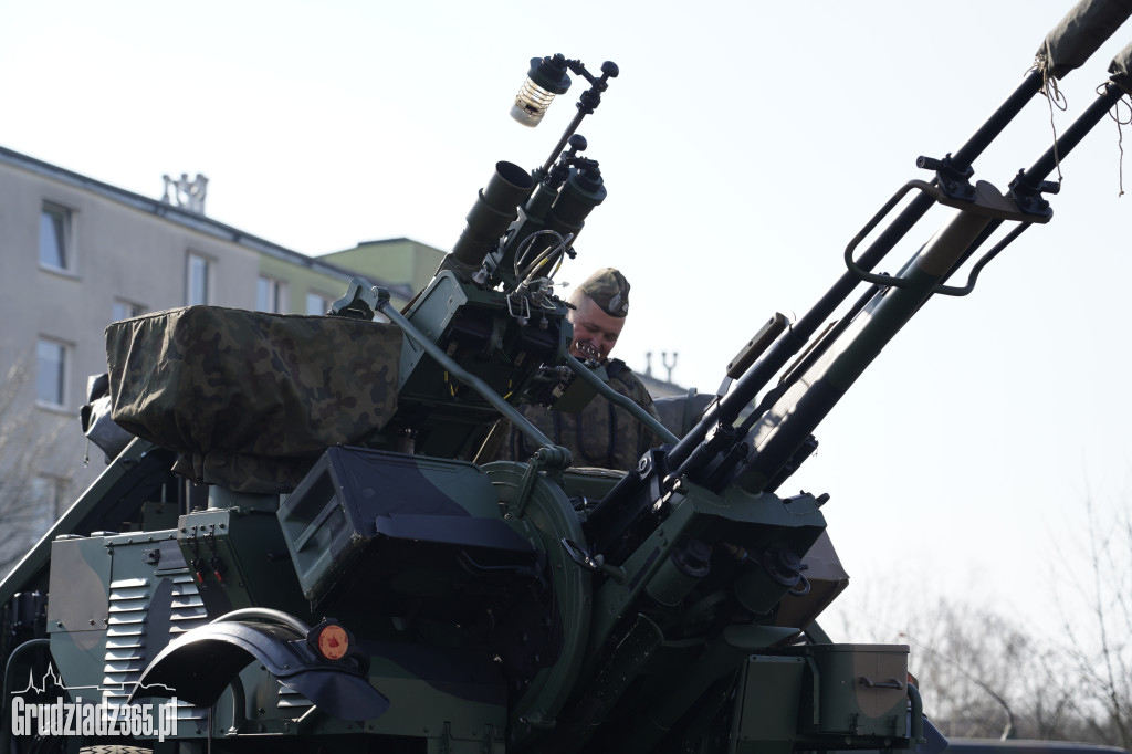 Prezentacja sprzętu wojskowego NATO w Grudziądzu