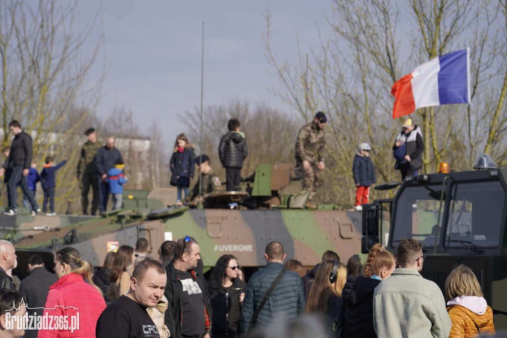Prezentacja sprzętu wojskowego NATO w Grudziądzu