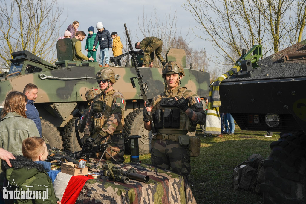 Prezentacja sprzętu wojskowego NATO w Grudziądzu