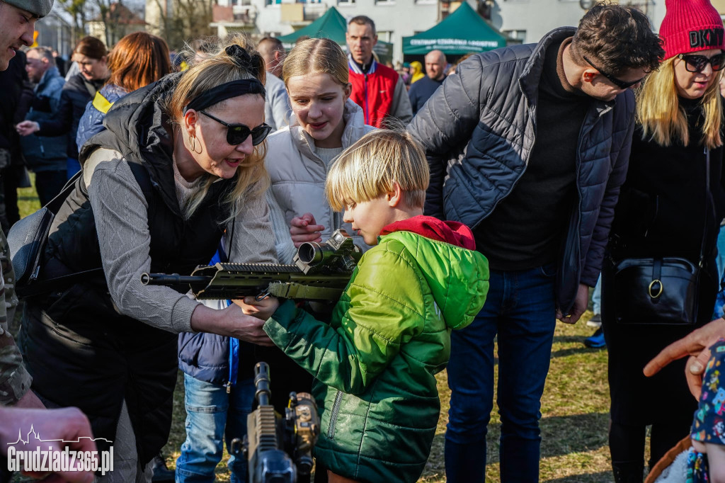 Prezentacja sprzętu wojskowego NATO w Grudziądzu