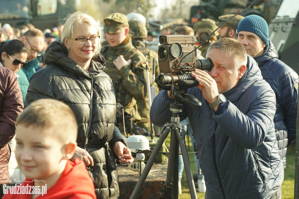 Prezentacja sprzętu wojskowego NATO w Grudziądzu