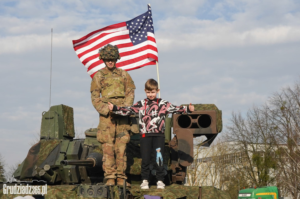 Prezentacja sprzętu wojskowego NATO w Grudziądzu