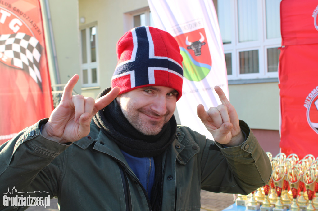 Turystyczny Rajd Samochodowy z Okazji Dnia Kobiet w Grudziądzu