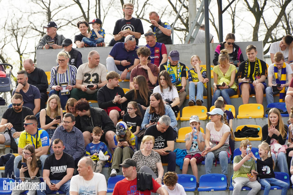 ZOOLESZCZ GKM Grudziądz wygrywa sparing z Cellfast Wilki Krosno