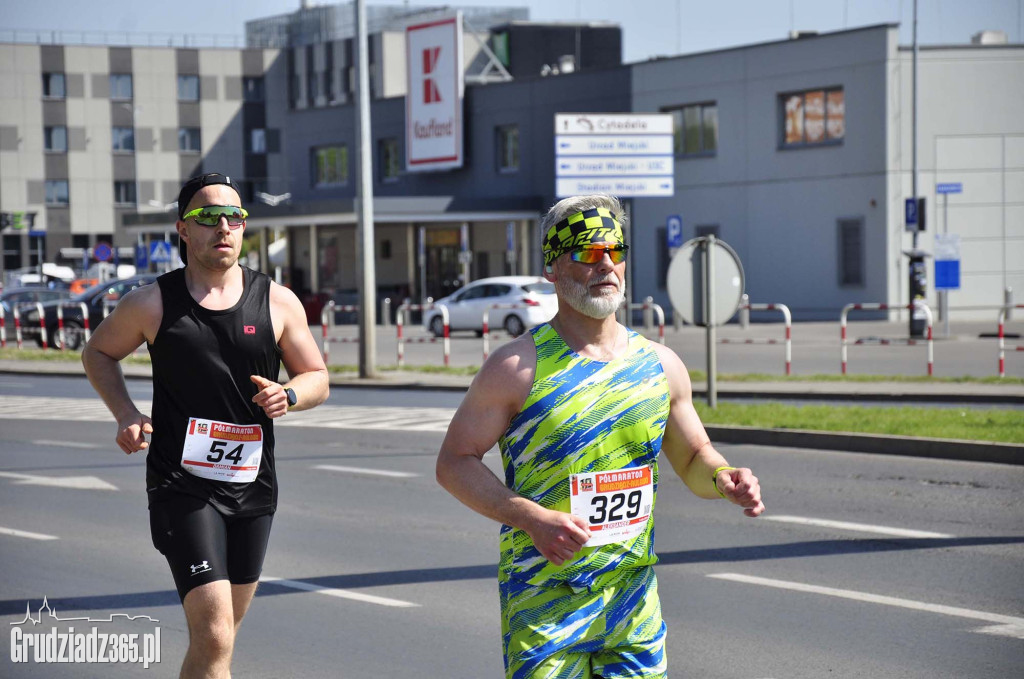 Półmaraton Grudziądz - Rulewo - Śladami Bronka Malinowskiego - start