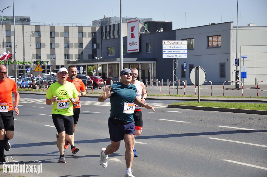 Półmaraton Grudziądz - Rulewo - Śladami Bronka Malinowskiego - start