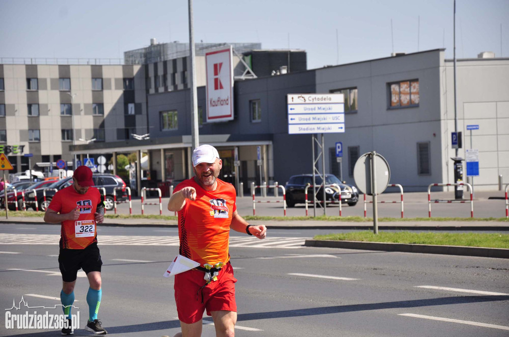 Półmaraton Grudziądz - Rulewo - Śladami Bronka Malinowskiego - start