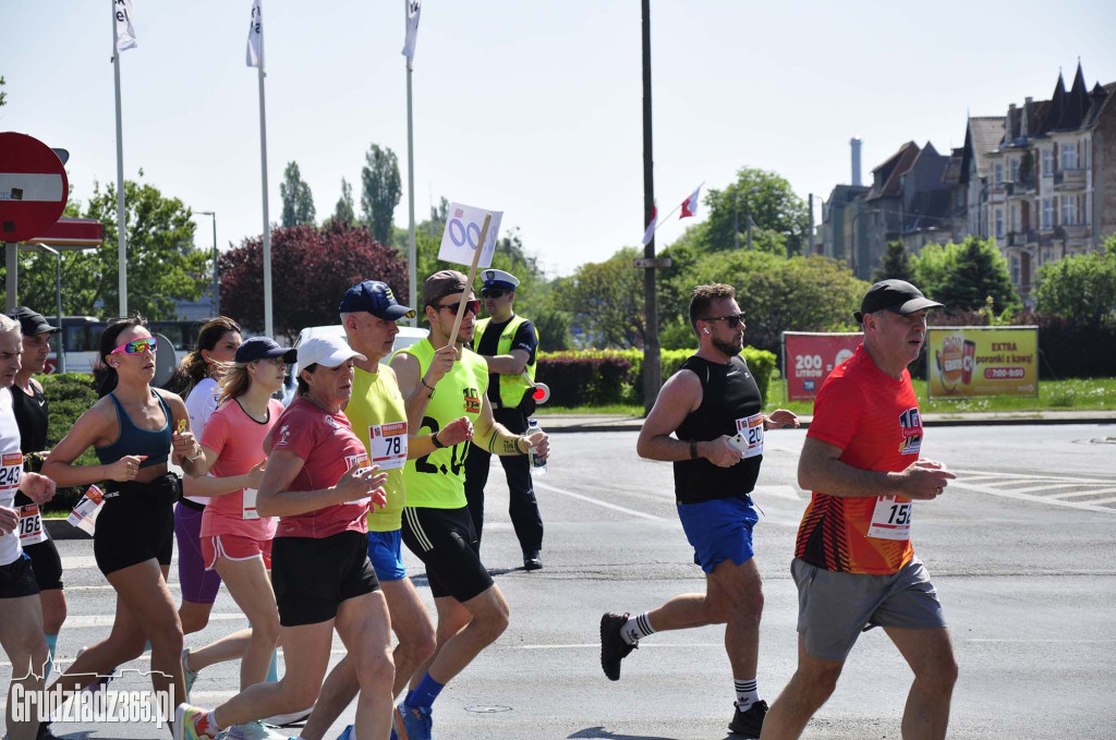 Półmaraton Grudziądz - Rulewo - Śladami Bronka Malinowskiego - start