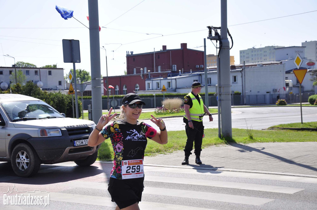 Półmaraton Grudziądz - Rulewo - Śladami Bronka Malinowskiego - start