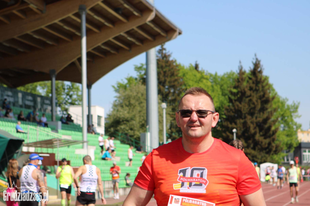Półmaraton Grudziądz - Rulewo - Śladami Bronka Malinowskiego - start