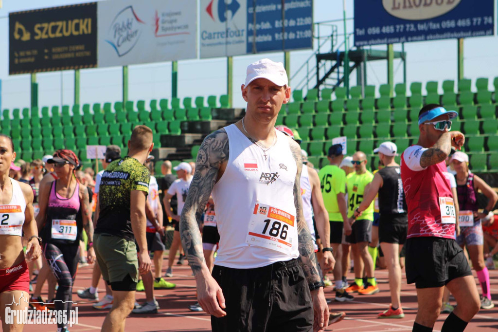 Półmaraton Grudziądz - Rulewo - Śladami Bronka Malinowskiego - start