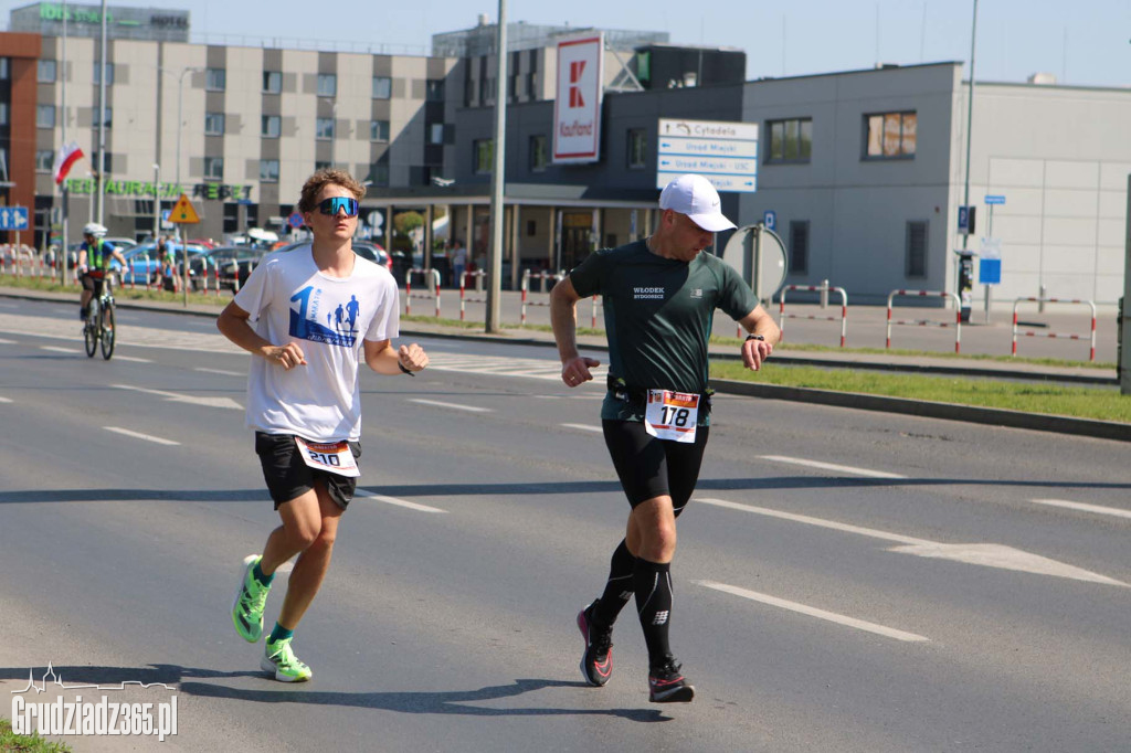Półmaraton Grudziądz - Rulewo - Śladami Bronka Malinowskiego - start