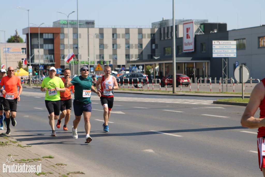 Półmaraton Grudziądz - Rulewo - Śladami Bronka Malinowskiego - start