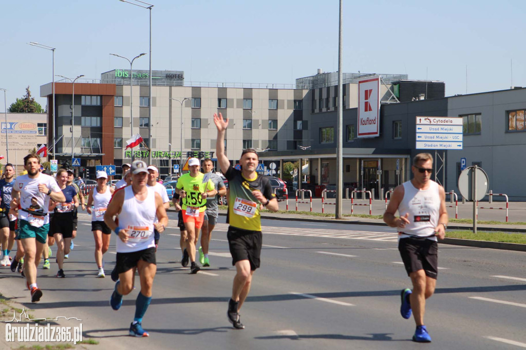 Półmaraton Grudziądz - Rulewo - Śladami Bronka Malinowskiego - start