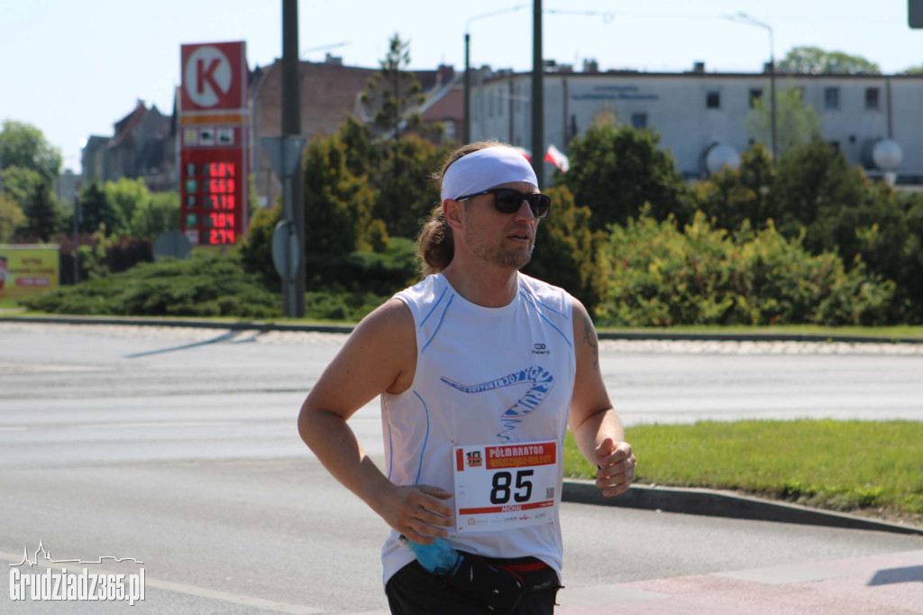 Półmaraton Grudziądz - Rulewo - Śladami Bronka Malinowskiego - start